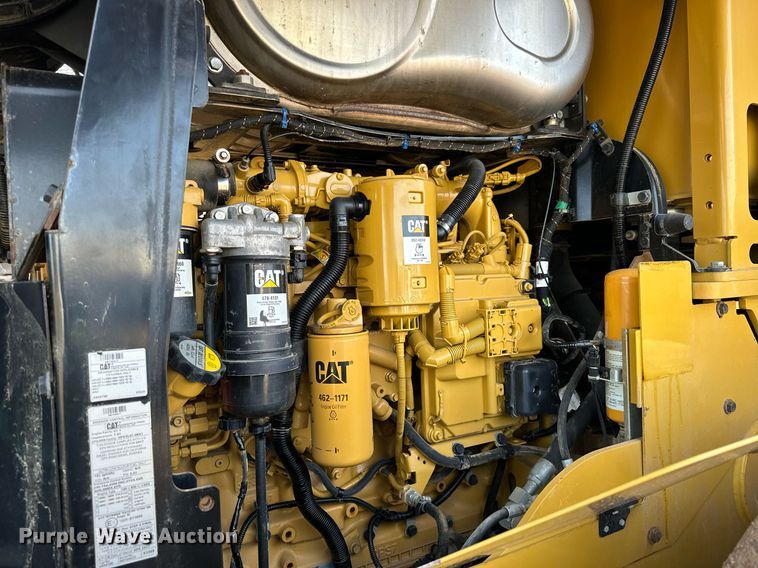 image for item LO9369 2017 Caterpillar 938M  wheel loader