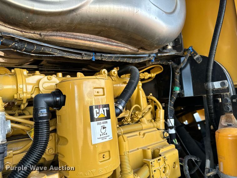 image for item LO9369 2017 Caterpillar 938M  wheel loader