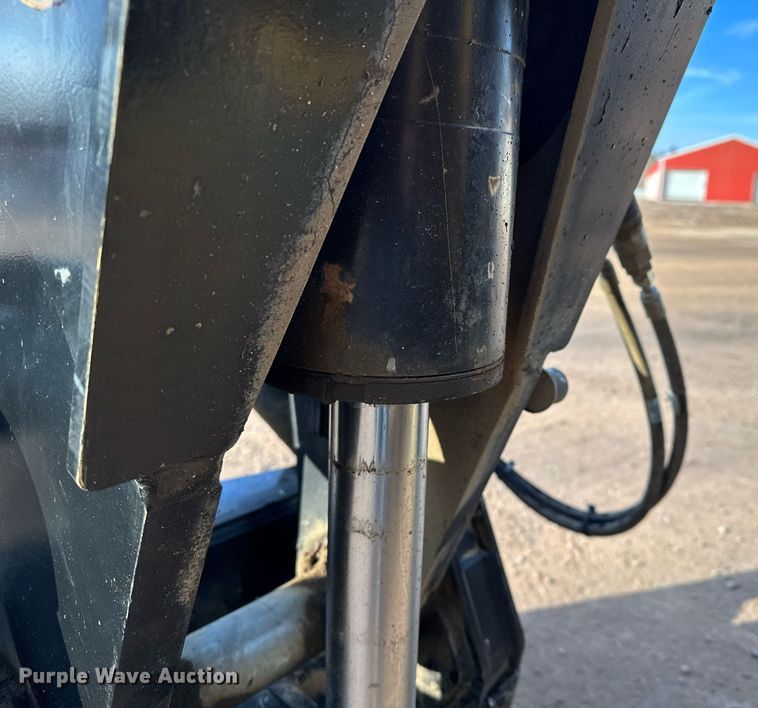 image for item LO9374 2019 Caterpillar TL642D  telehandler