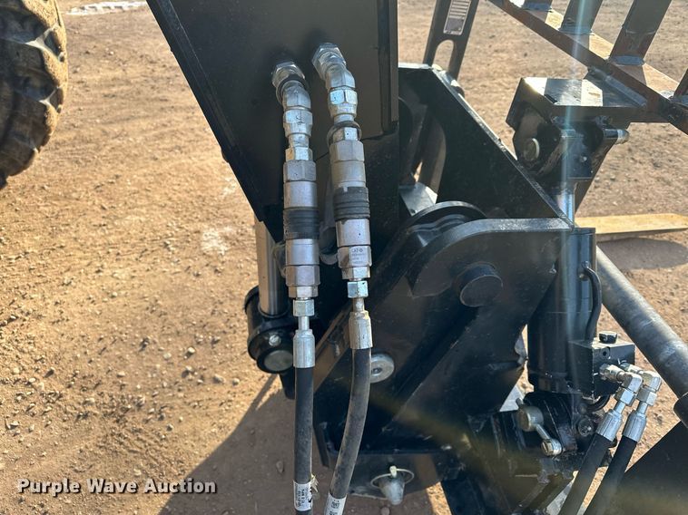 image for item LO9374 2019 Caterpillar TL642D  telehandler