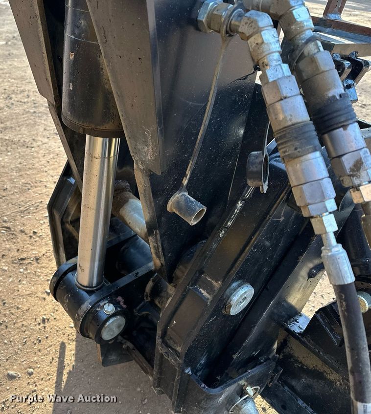 image for item LO9374 2019 Caterpillar TL642D  telehandler