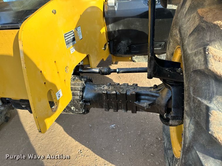image for item LO9374 2019 Caterpillar TL642D  telehandler