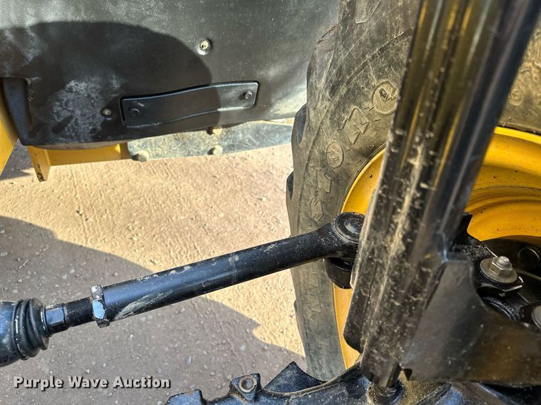 image for item LO9374 2019 Caterpillar TL642D  telehandler