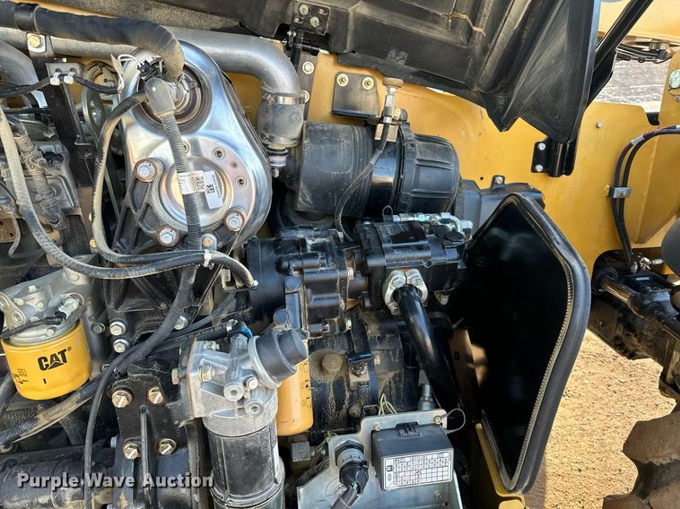 image for item LO9374 2019 Caterpillar TL642D  telehandler