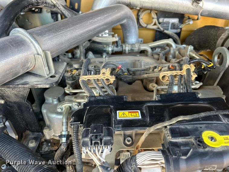 image for item LO9374 2019 Caterpillar TL642D  telehandler