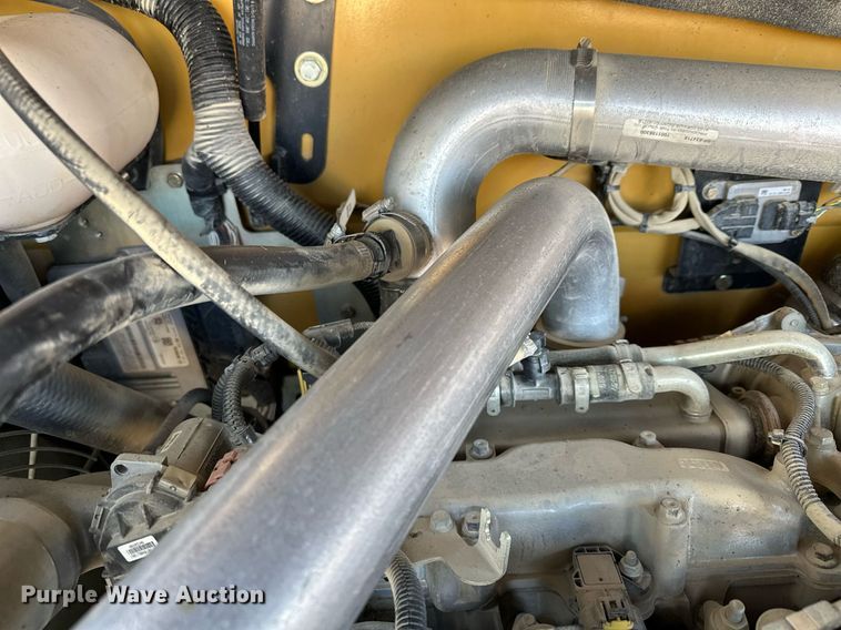 image for item LO9374 2019 Caterpillar TL642D  telehandler