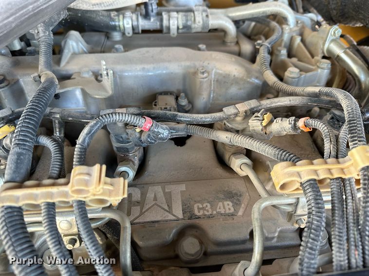 image for item LO9374 2019 Caterpillar TL642D  telehandler