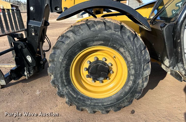 image for item LO9374 2019 Caterpillar TL642D  telehandler