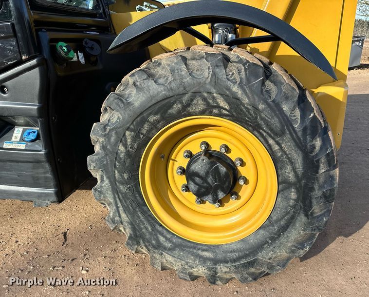 image for item LO9374 2019 Caterpillar TL642D  telehandler