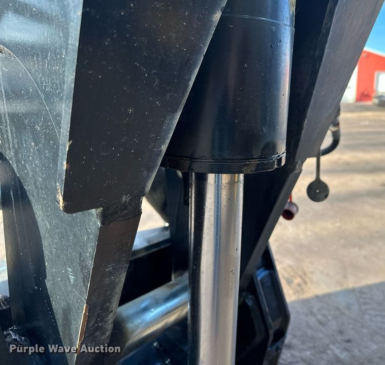 image for item LO9375 2019 Caterpillar TL642D  telehandler