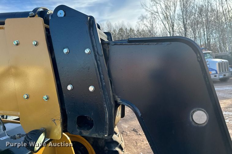 image for item LO9375 2019 Caterpillar TL642D  telehandler