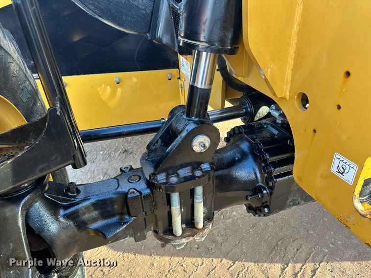 image for item LO9375 2019 Caterpillar TL642D  telehandler