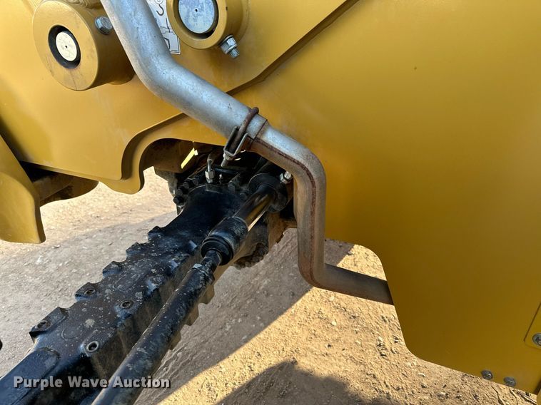 image for item LO9375 2019 Caterpillar TL642D  telehandler