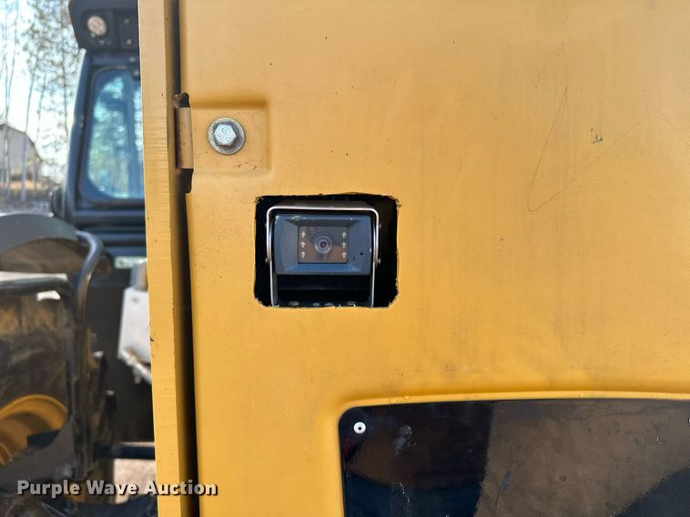 image for item LO9375 2019 Caterpillar TL642D  telehandler
