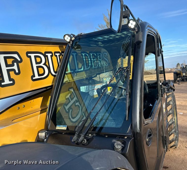 image for item LO9375 2019 Caterpillar TL642D  telehandler