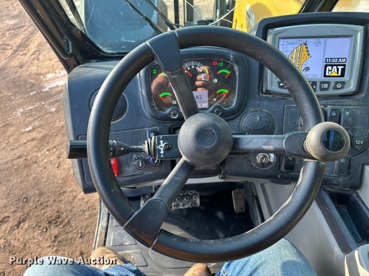 image for item LO9375 2019 Caterpillar TL642D  telehandler