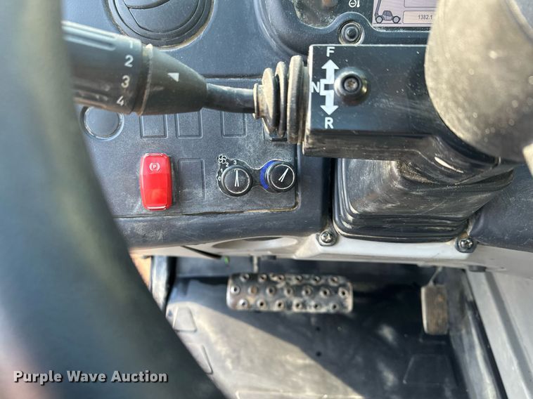 image for item LO9375 2019 Caterpillar TL642D  telehandler