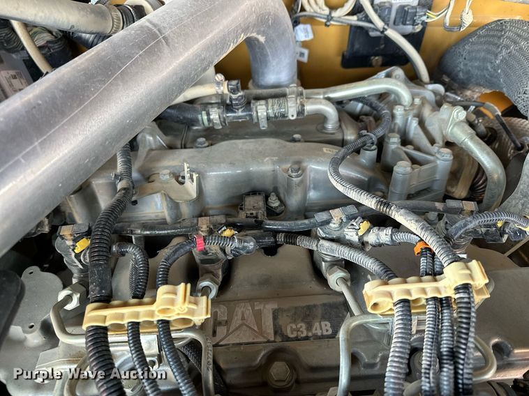 image for item LO9375 2019 Caterpillar TL642D  telehandler