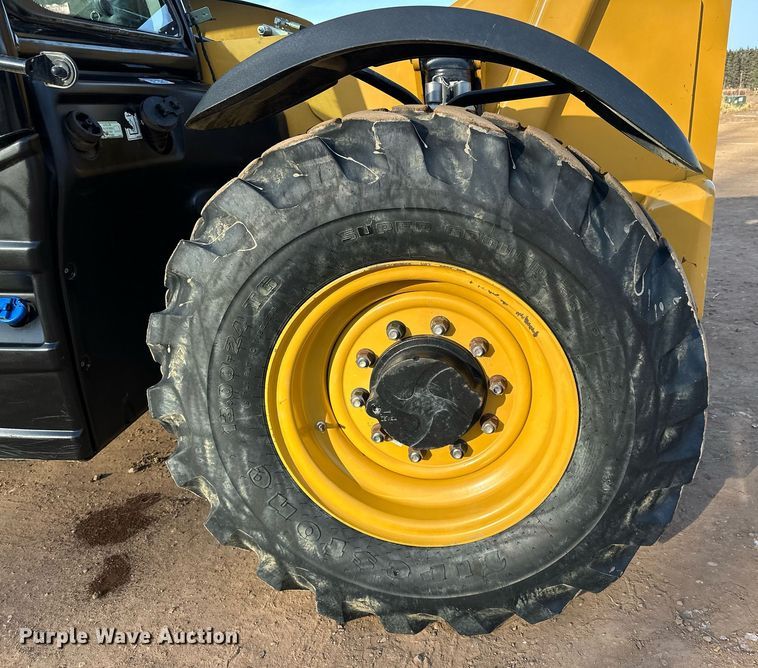 image for item LO9375 2019 Caterpillar TL642D  telehandler