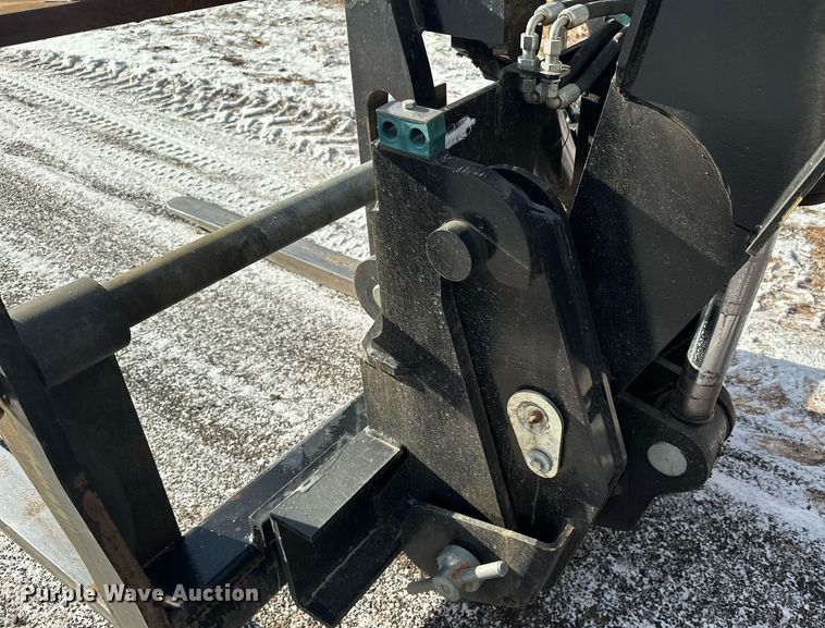 image for item LO9376 2019 Caterpillar TL642D  telehandler