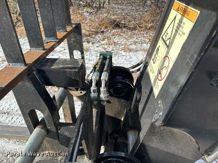 image for item LO9376 2019 Caterpillar TL642D  telehandler