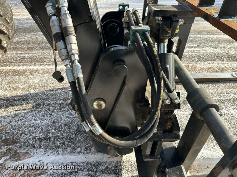 image for item LO9376 2019 Caterpillar TL642D  telehandler