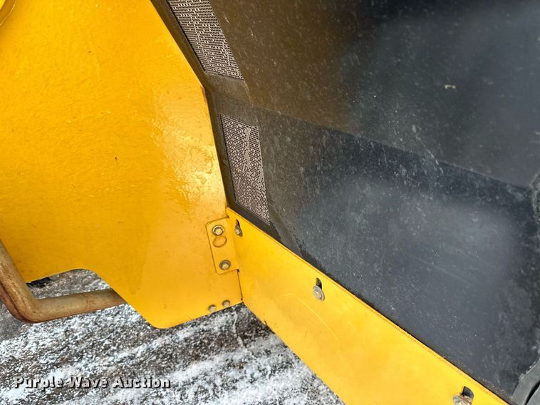 image for item LO9376 2019 Caterpillar TL642D  telehandler