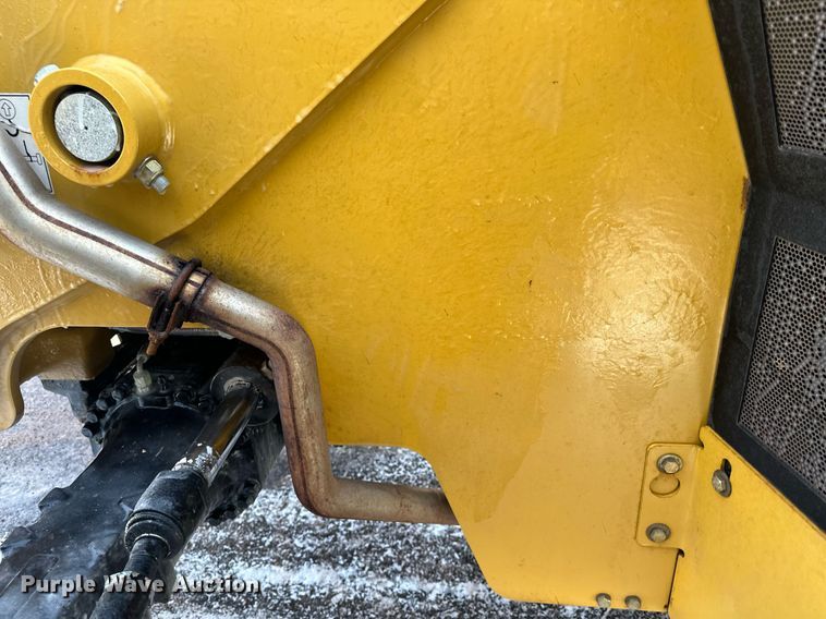 image for item LO9376 2019 Caterpillar TL642D  telehandler