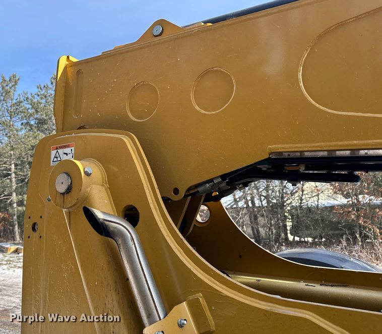 image for item LO9376 2019 Caterpillar TL642D  telehandler