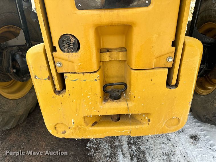 image for item LO9376 2019 Caterpillar TL642D  telehandler