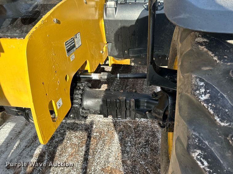 image for item LO9376 2019 Caterpillar TL642D  telehandler