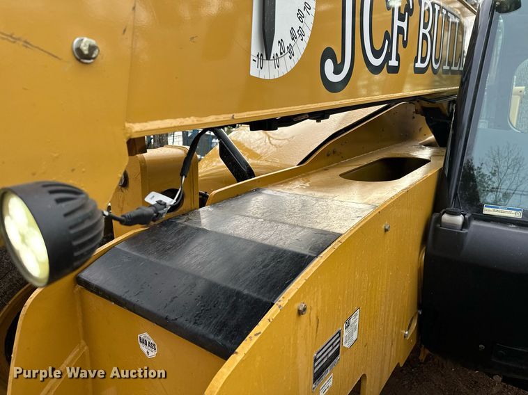 image for item LO9377 2019 Caterpillar TL642D  telehandler