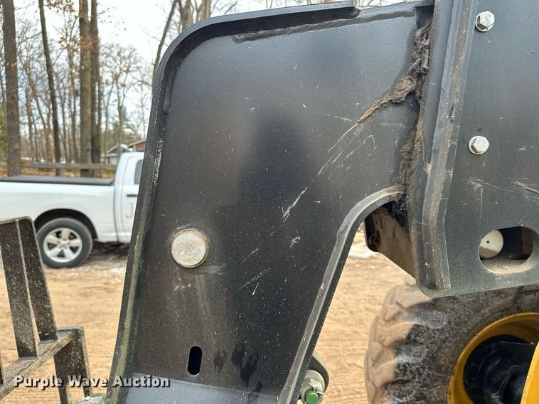 image for item LO9377 2019 Caterpillar TL642D  telehandler