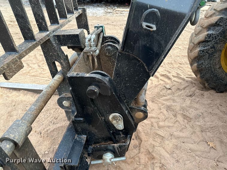 image for item LO9377 2019 Caterpillar TL642D  telehandler