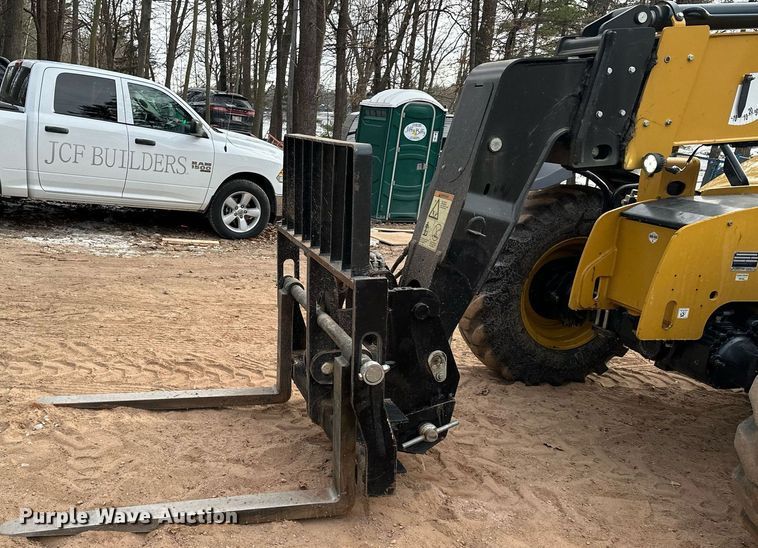 image for item LO9377 2019 Caterpillar TL642D  telehandler