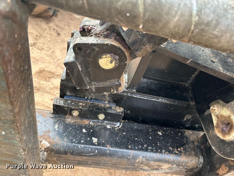 image for item LO9377 2019 Caterpillar TL642D  telehandler