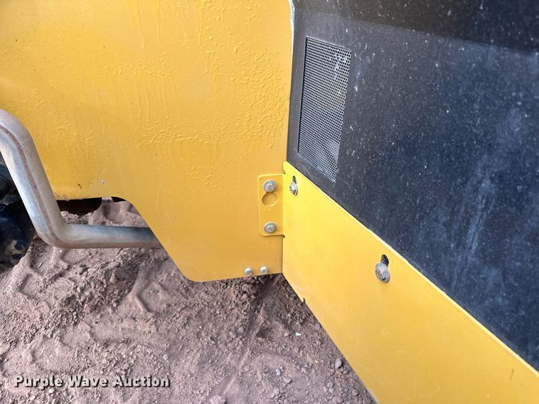 image for item LO9377 2019 Caterpillar TL642D  telehandler