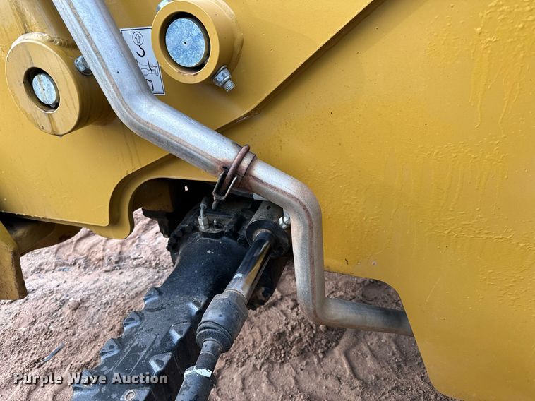 image for item LO9377 2019 Caterpillar TL642D  telehandler