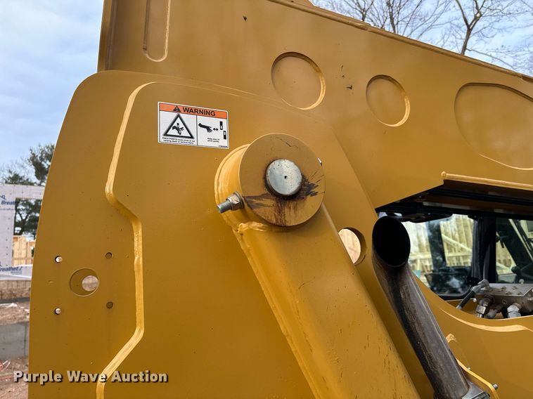 image for item LO9377 2019 Caterpillar TL642D  telehandler