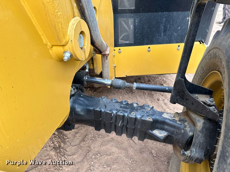 image for item LO9377 2019 Caterpillar TL642D  telehandler