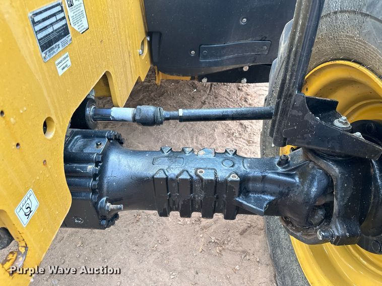 image for item LO9377 2019 Caterpillar TL642D  telehandler