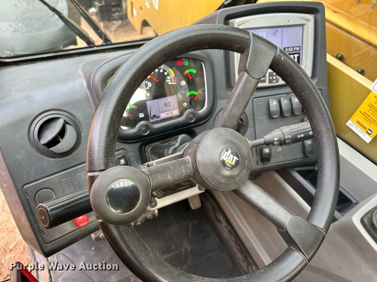 image for item LO9377 2019 Caterpillar TL642D  telehandler