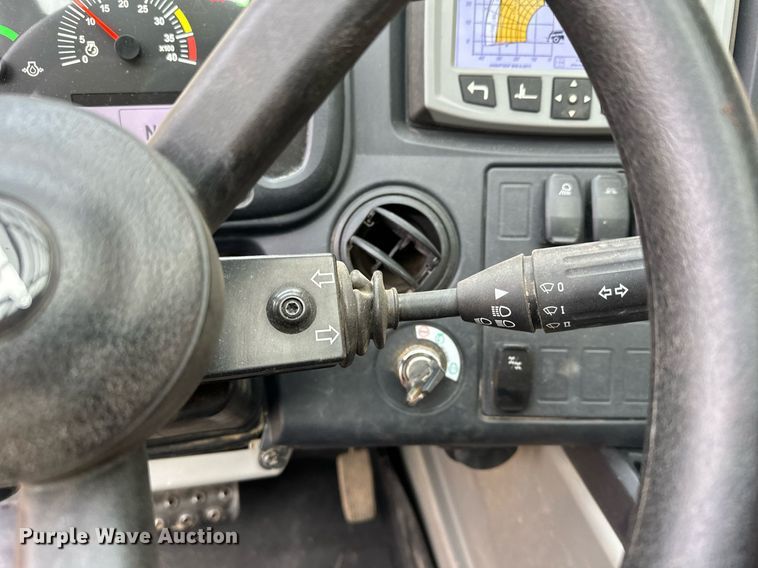 image for item LO9377 2019 Caterpillar TL642D  telehandler