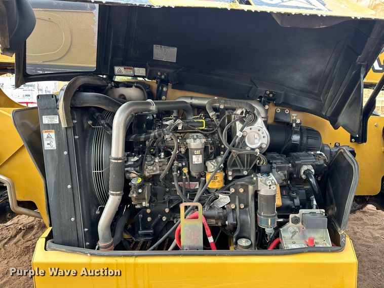 image for item LO9377 2019 Caterpillar TL642D  telehandler