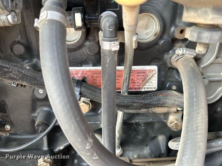 image for item LO9377 2019 Caterpillar TL642D  telehandler