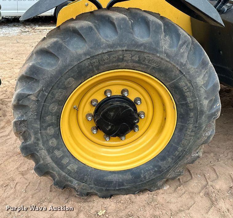 image for item LO9377 2019 Caterpillar TL642D  telehandler