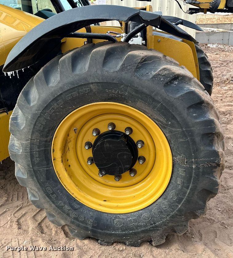 image for item LO9377 2019 Caterpillar TL642D  telehandler