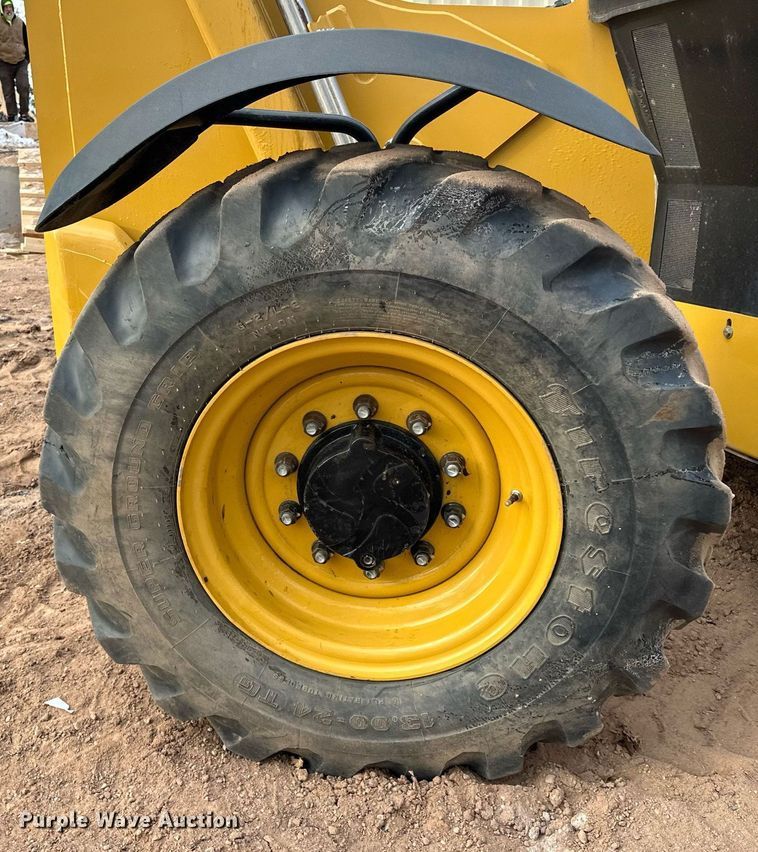 image for item LO9377 2019 Caterpillar TL642D  telehandler