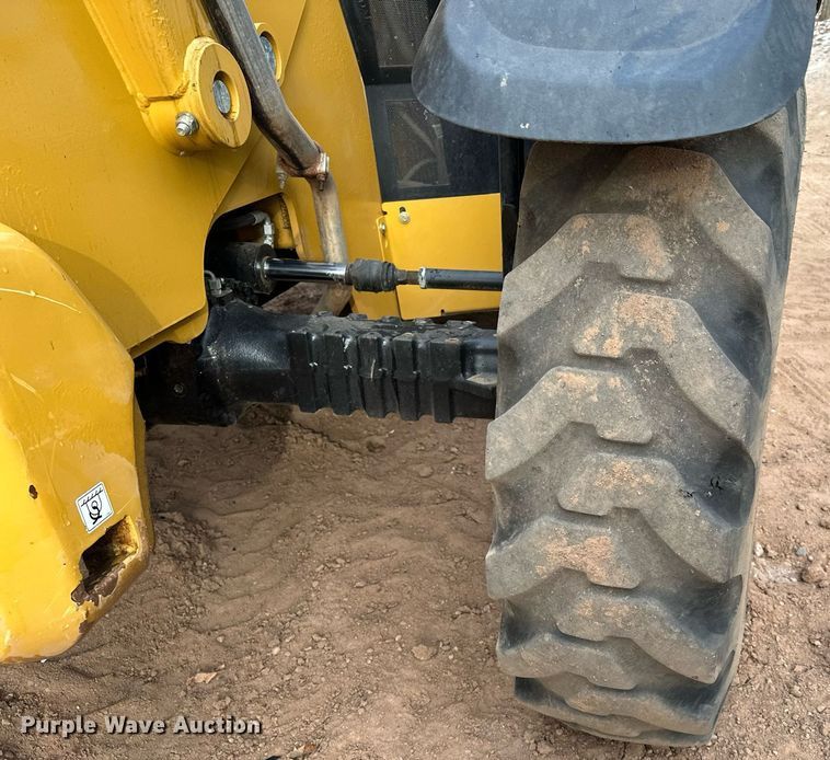 image for item LO9377 2019 Caterpillar TL642D  telehandler