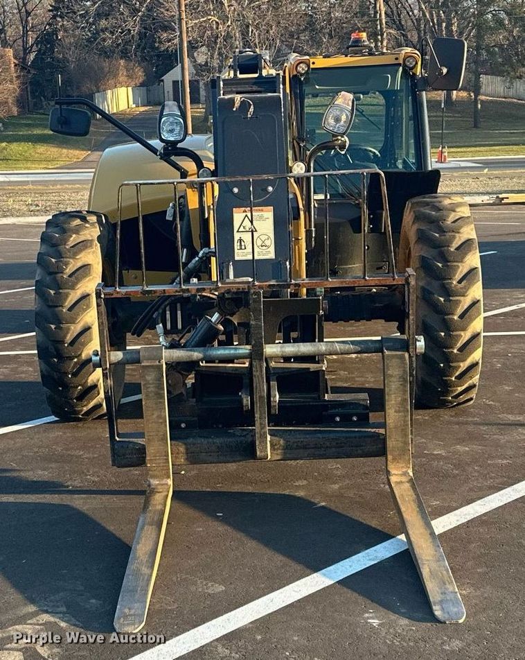 image for item LO9378 2020 Caterpillar TL642D  telehandler